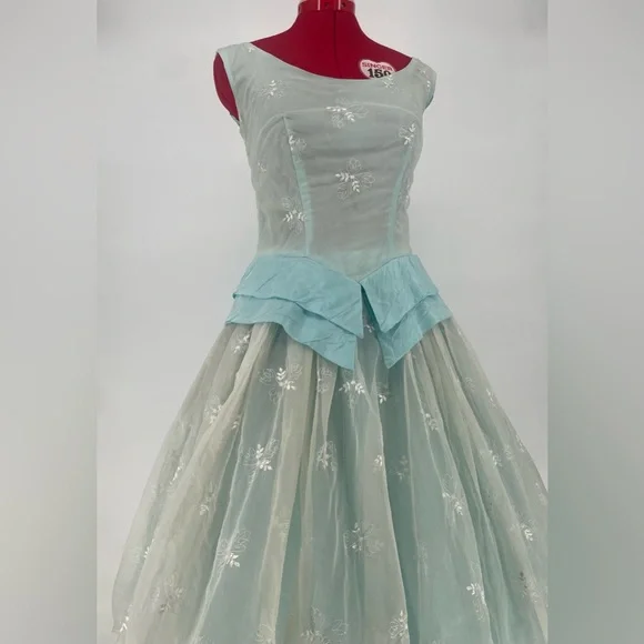 Light Blue 1950s-1960s Fit & Flare Party Dress W/ Bow Back & Embroidered Chiffon - Picture 5 of 16